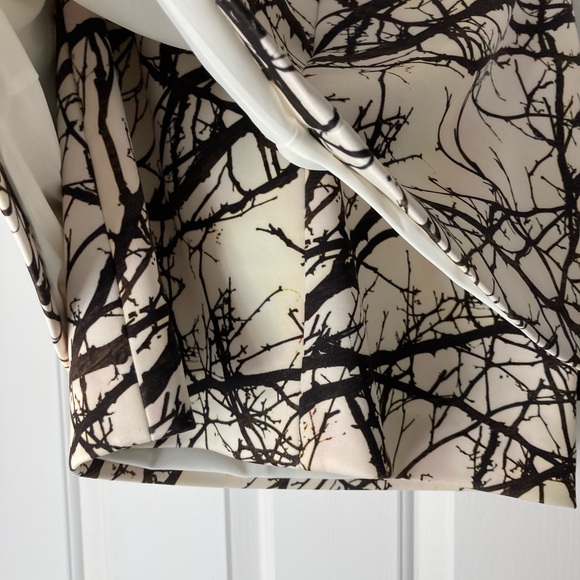 Ochirly White Patterned Skirt - Picture 4 of 9